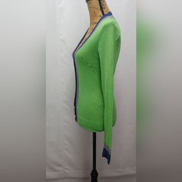 Trina Turk Lightweight Button Down V-Neck Cardigan Sz Missing 17" PTP Small - Picture 3 of 14